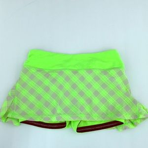 Ivivva green and grey skort.